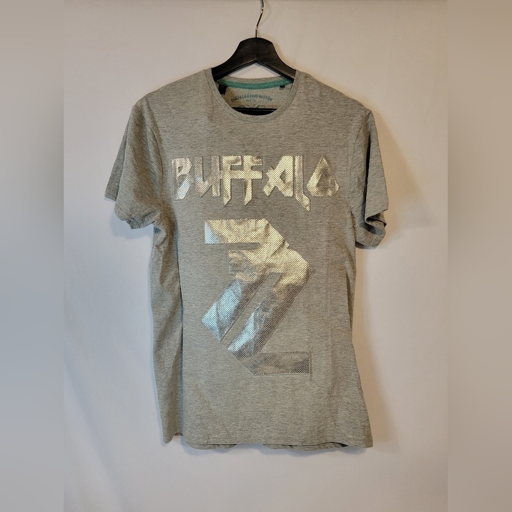 BUFFALO David Bitton Silver Embossed Logo NWT